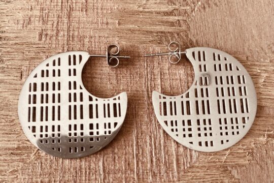 B. O. filigrane gaufrées