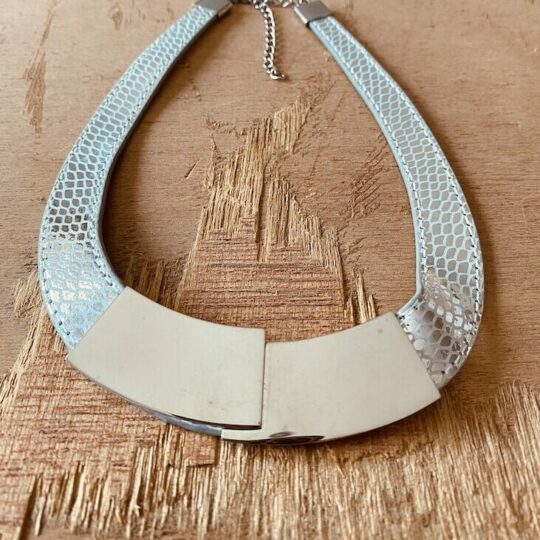 Collier acier cuir argenté