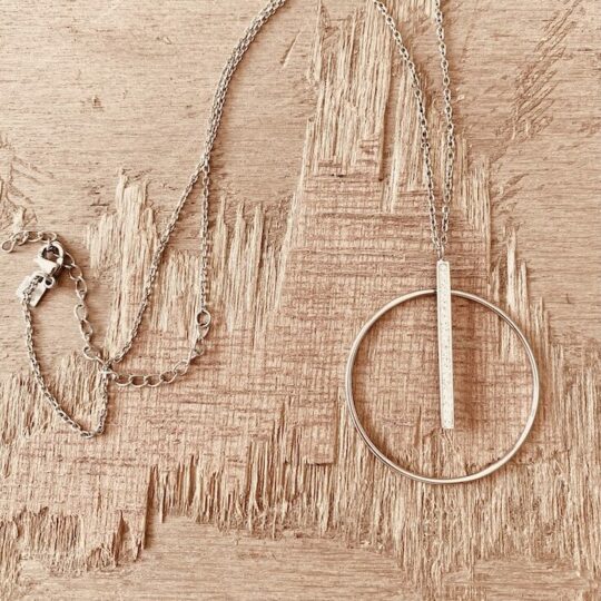 Collier cercle barrette strass