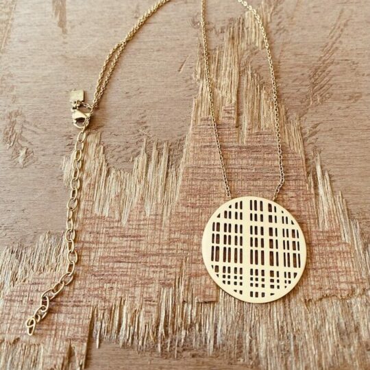 Collier cercle en filigrane
