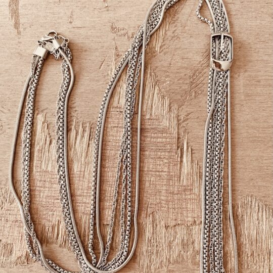 Collier sautoir multirangs