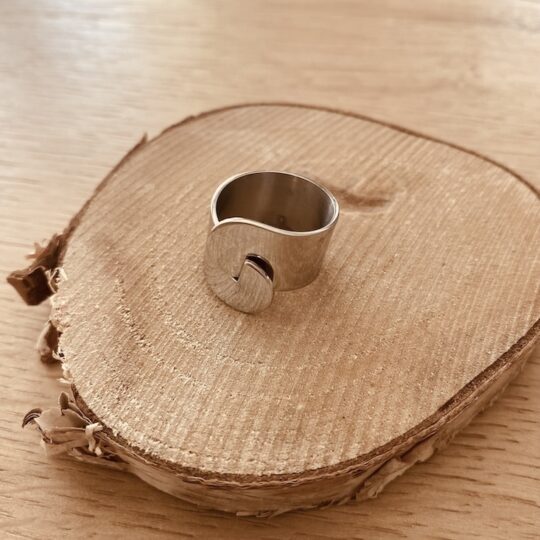 Bague acier lisse design