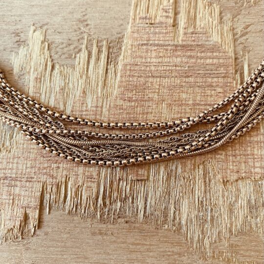 Collier multichaines