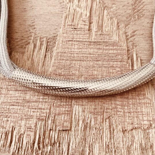 Collier lurex argenté