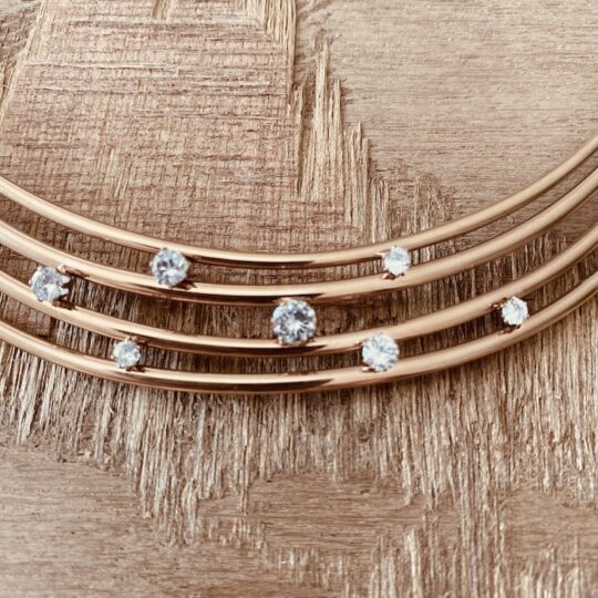 Collier jonc multirangs