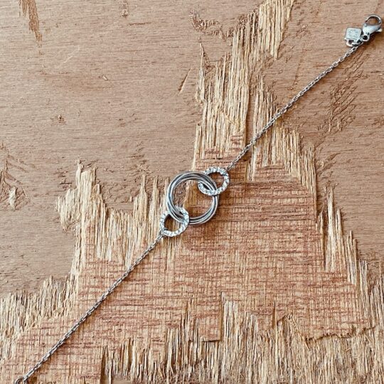Bracelet cercles entrelacés