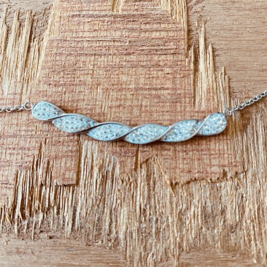 Collier torsadé strass