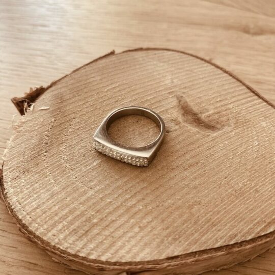 Bague rectangulaire cristal blanc